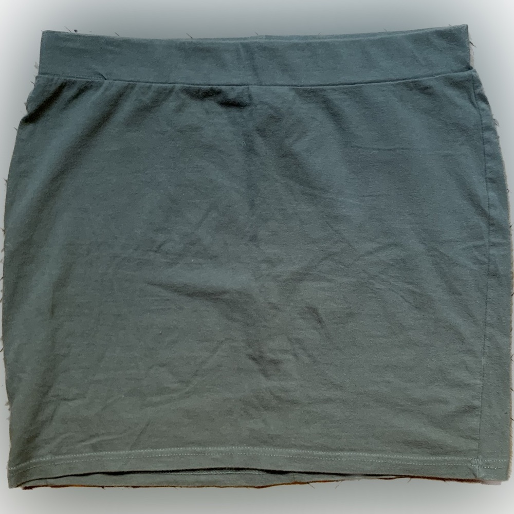 *** H&M Basic Bodycon Mini skirt | Olive Green | Sz 6